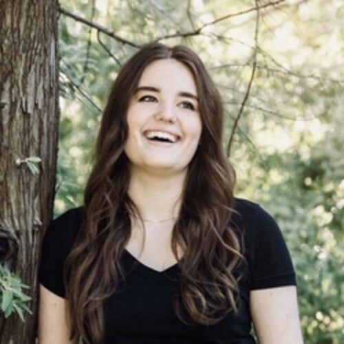 Photo of Elizabeth Macias