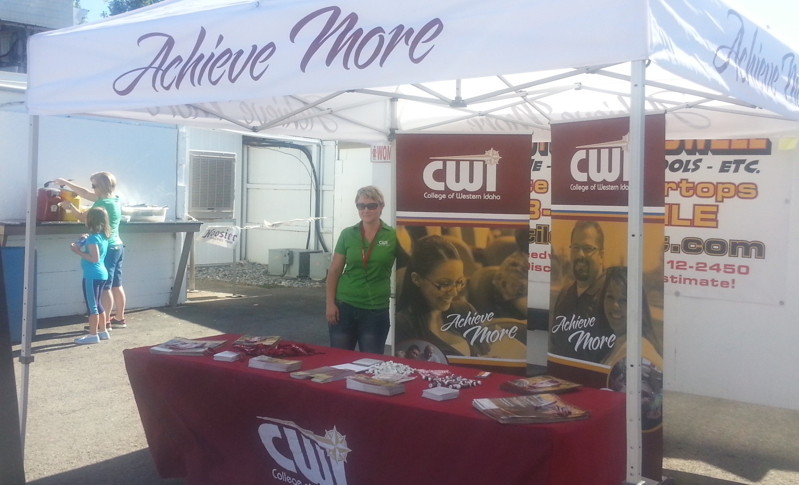 CWI Booth at Meridian Speedway