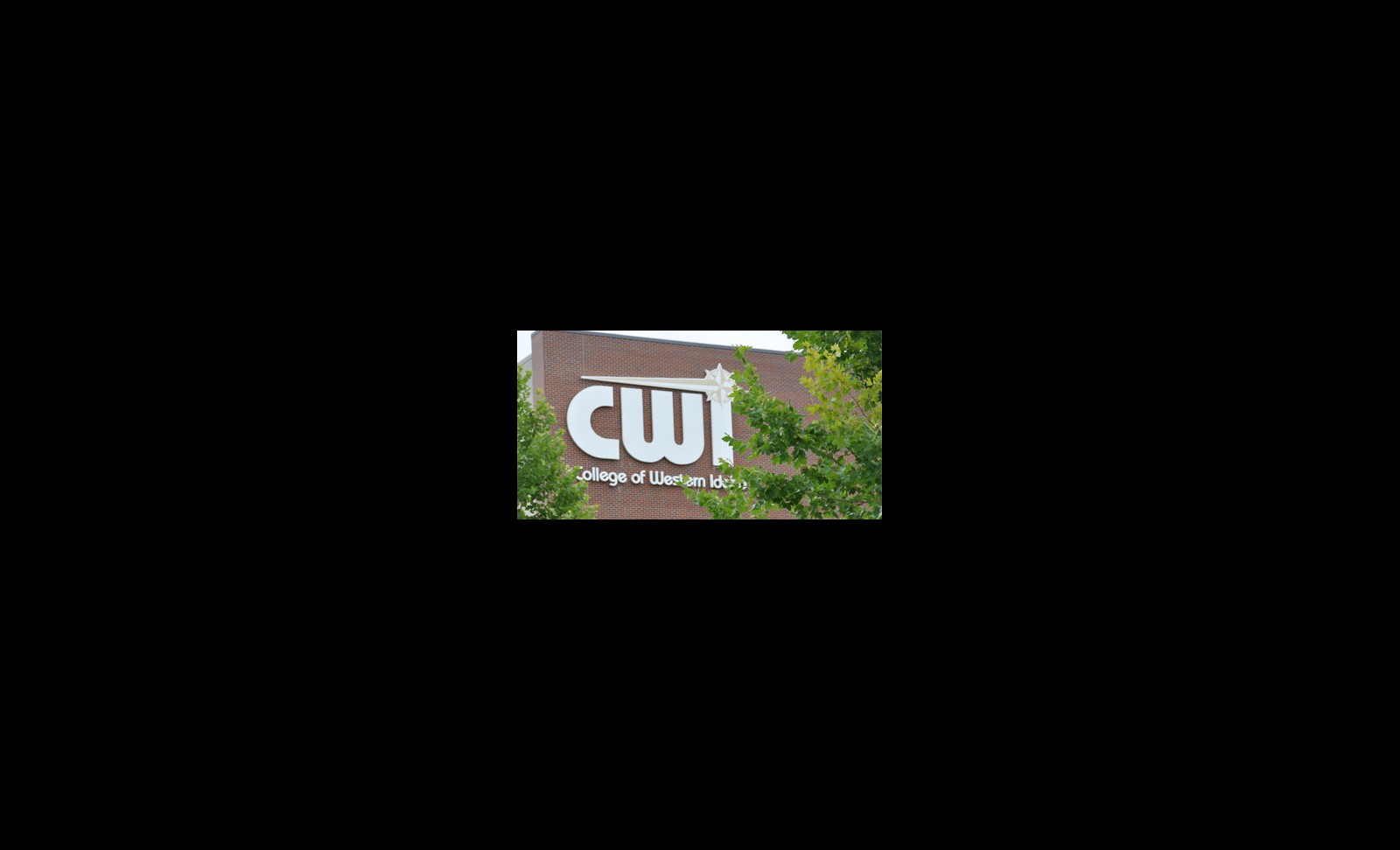 College Of Western Idaho Trustees Sworn In Officers Appointed Cwi 8219
