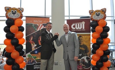 ISU and CWI shared display