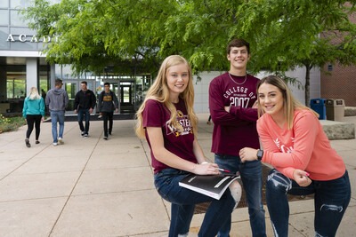 Students outside the Nampa Campus Academic Building
