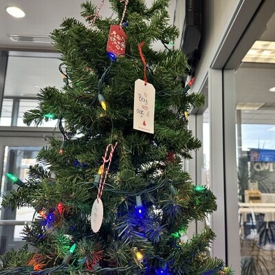 Giving Tree with tags