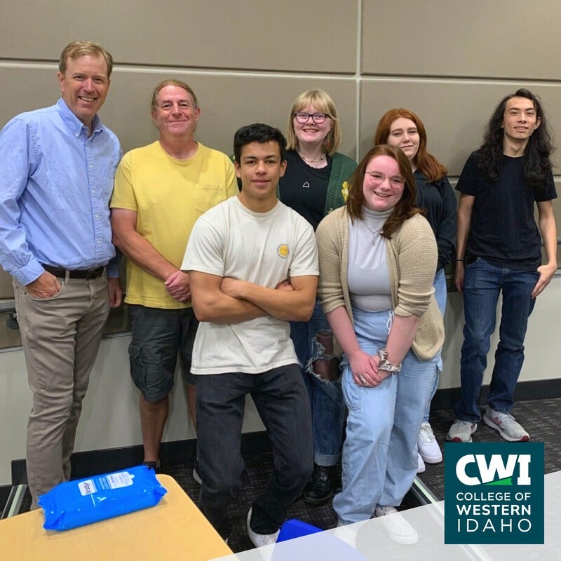 Honors Program students with President Gordon Jones