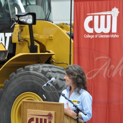 Angela Robinson, Western States Equipment CAT Vice President of HR and Training
