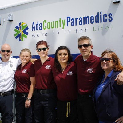 Group of EMT students with Ada County Paramedics.