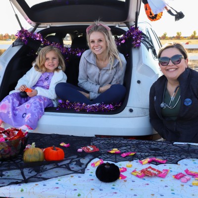 Trunk or Treat students and employees