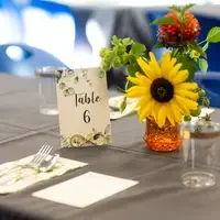 Photos from a college Farm to Fork Dinner