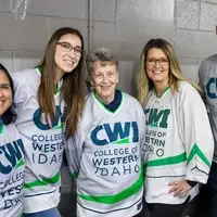 CWI team with jersey winner