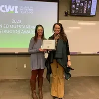 Michal Yadlin receiving an award