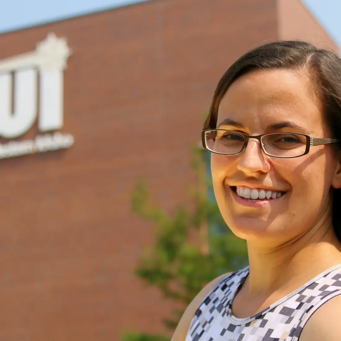 CWI Student Laura Grout, Biology-Healthcare