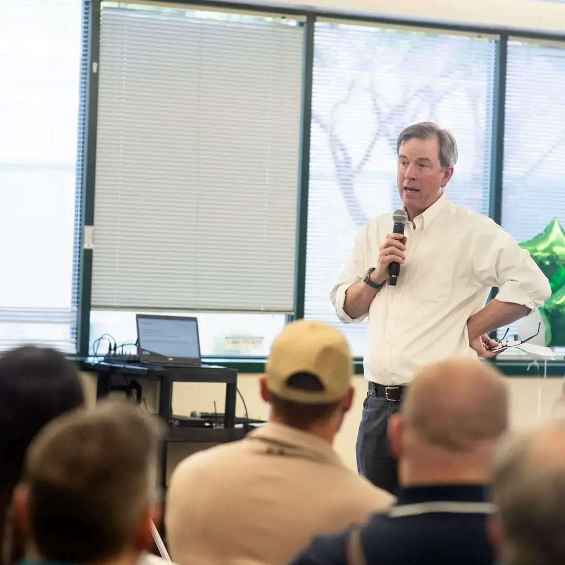 CWI President Gordon Jones addresses an audience.