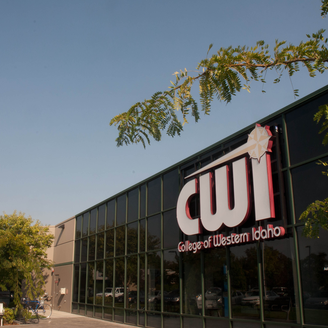 1.cwi ada campus exterior jpeg 1 64