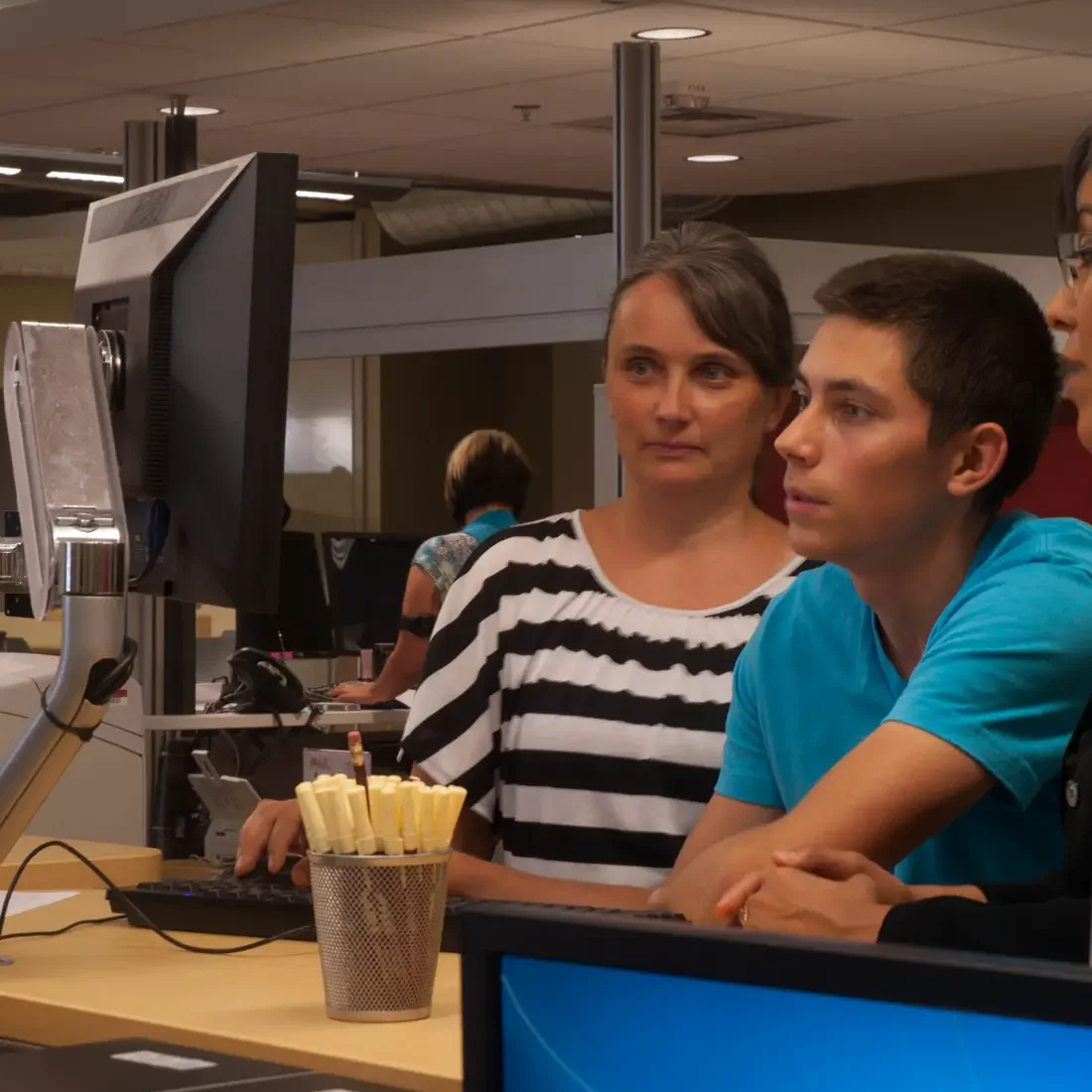 4.one stop fourth pose 4 14