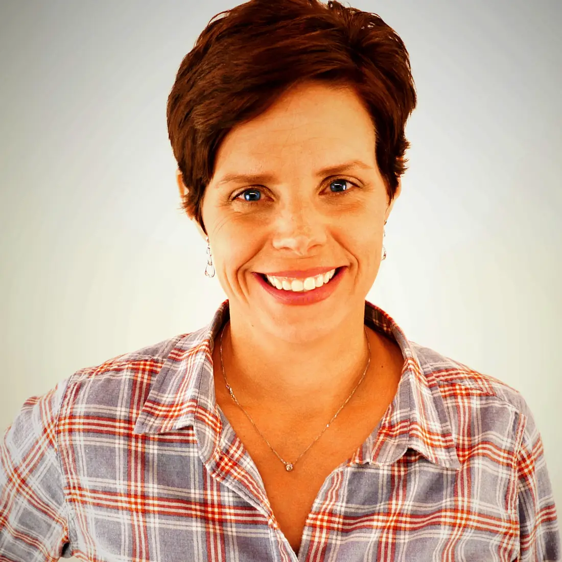 2018 Connections Project keynote speaker, Jennifer Lastra