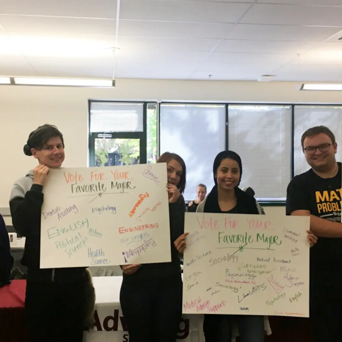 Students participating in Declare Your Major Week activities