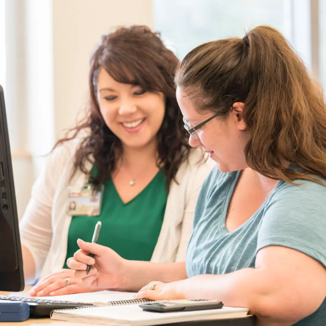 Student receiving help from a CWI representative