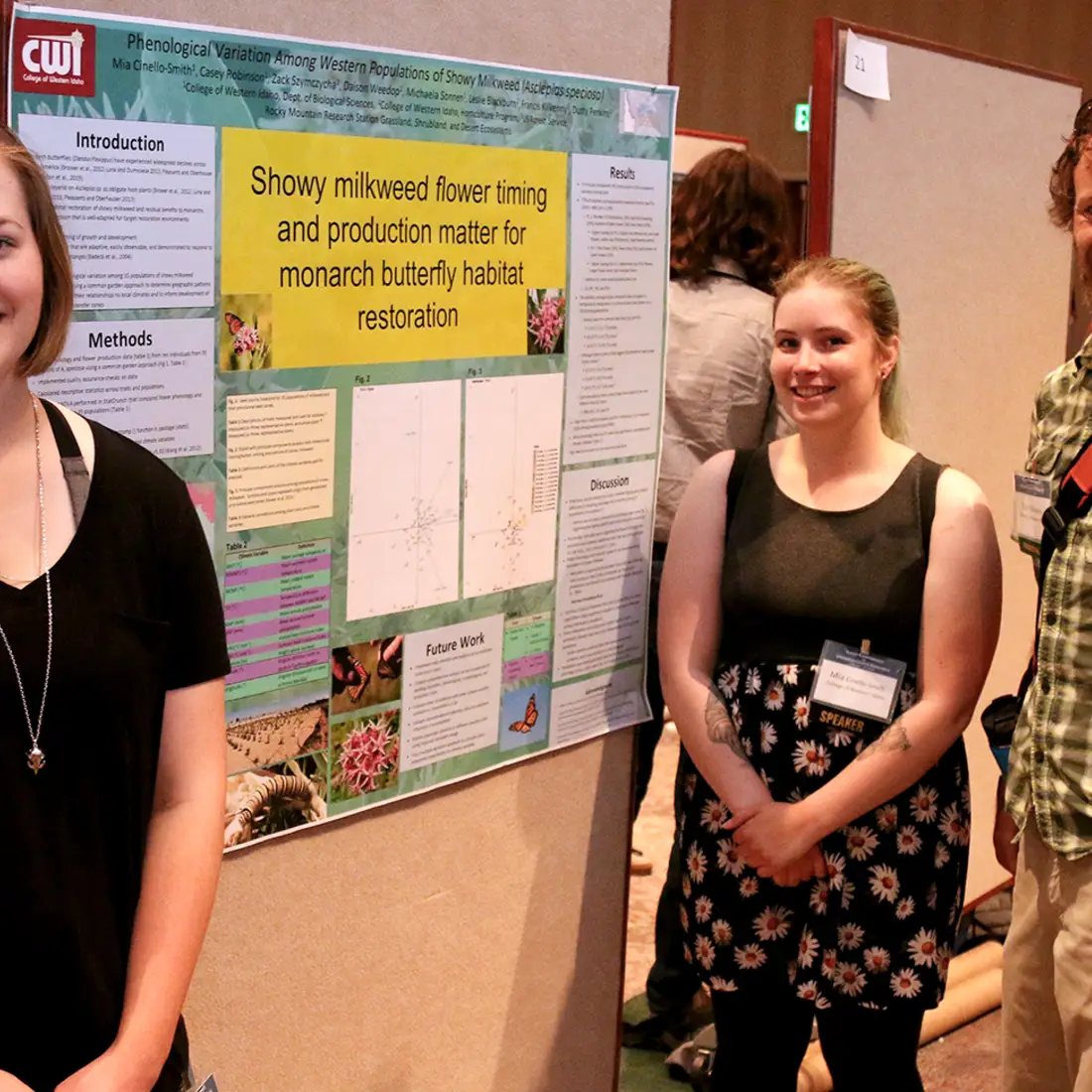 Students and faculty presenting research