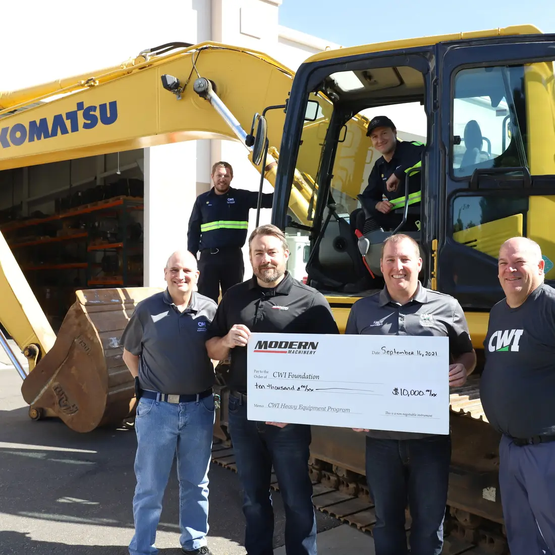 Modern Machinery donates $10,000 to empower students in CWI's Heavy Equipment Technician program.