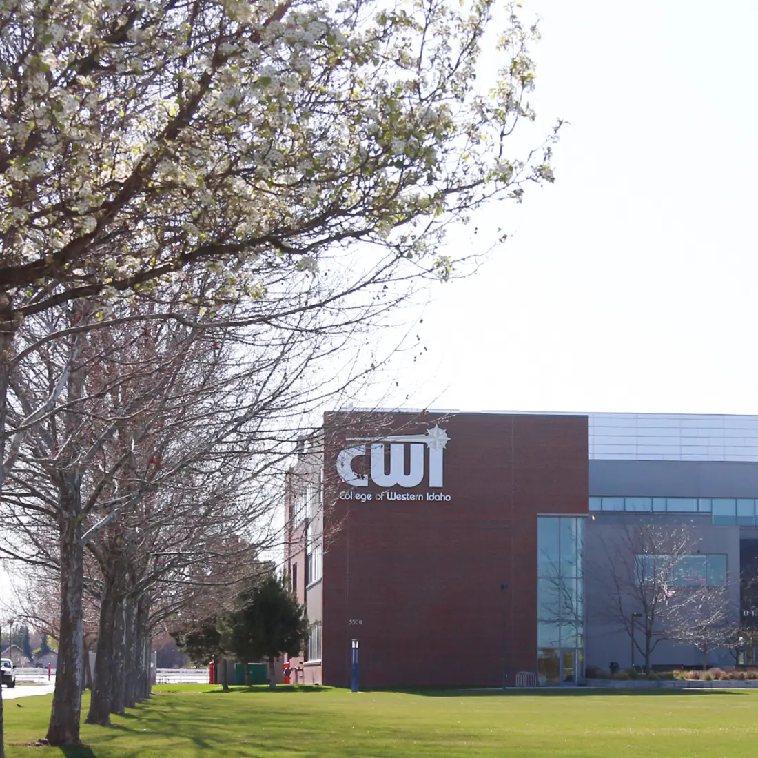 Exterior of CWI's Nampa Campus Academic Building in the spring