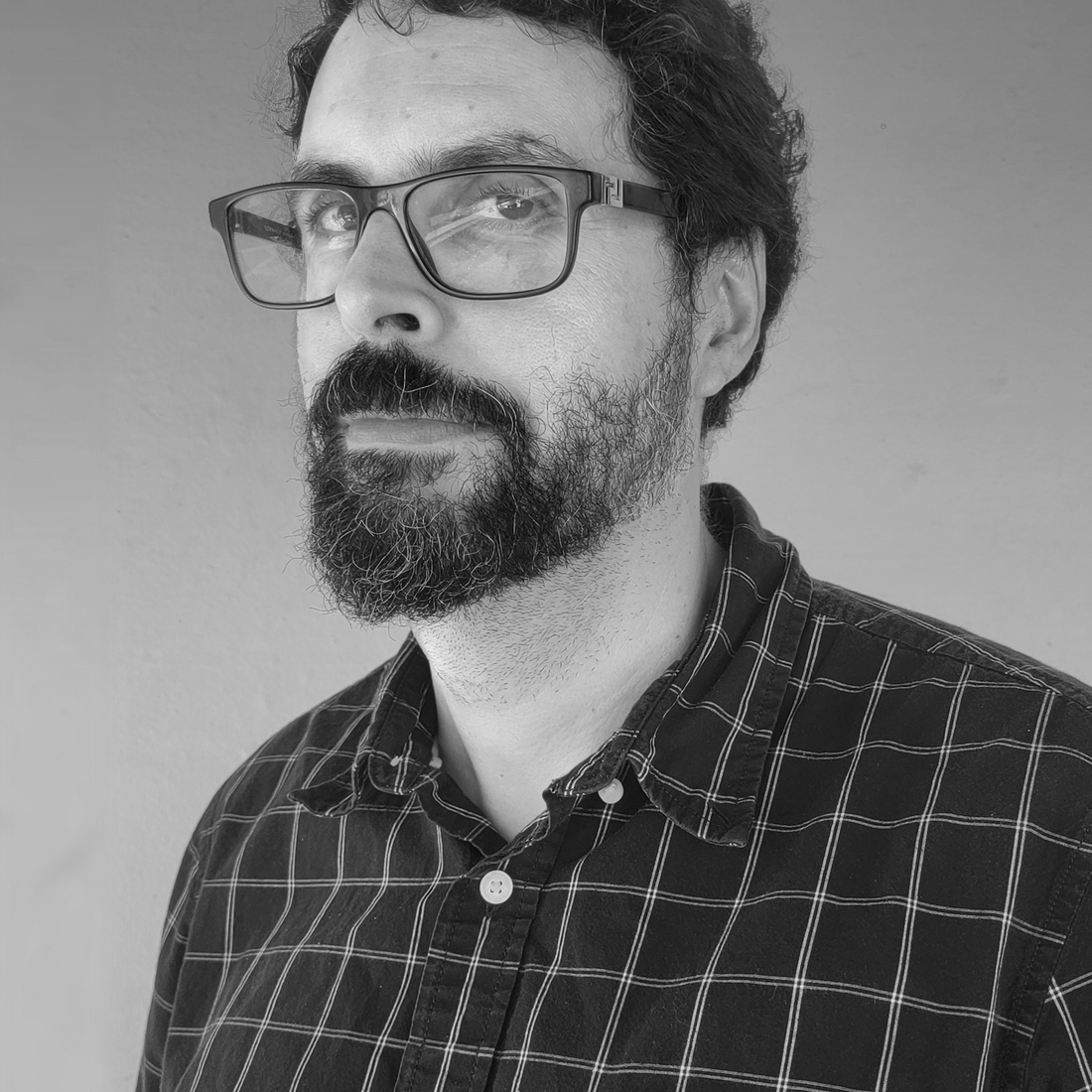 A portrait of visual artist, Roland Becerra.