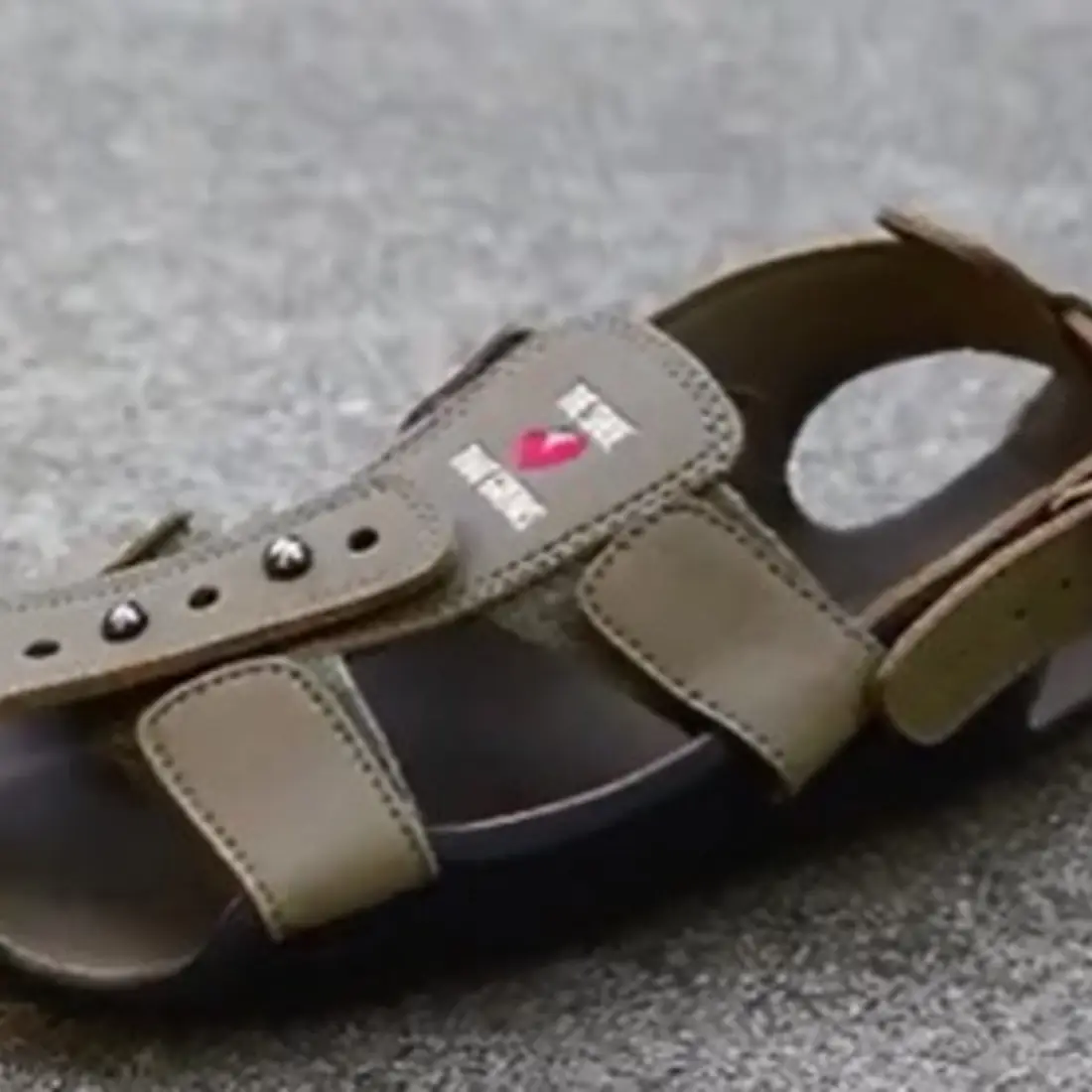 Kenton Lee, the founder of the Shoe That Grows, spoke on Tuesday, Nov. 14, with business students about starting a non-profit organization.