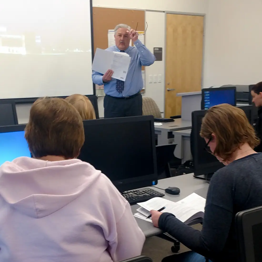 Accounting students prepare for tax season