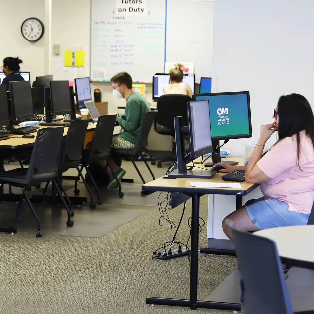 CWI Students at APIN Tutoring Services and Writing Center