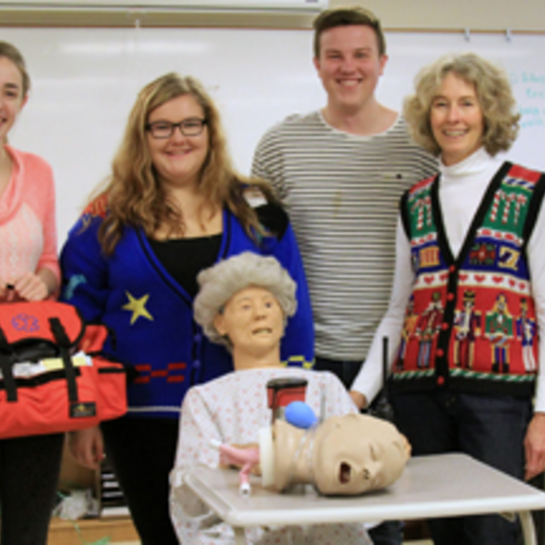 CWI Foundation donates two manikins to Valley County EMR and NA programs.