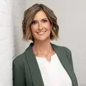 Christina Miller headshot