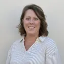 Headshot of Betsy Smith