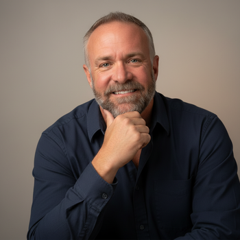 Headshot of Devin Wolfe