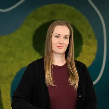 Headshot of Amanda Fehrer