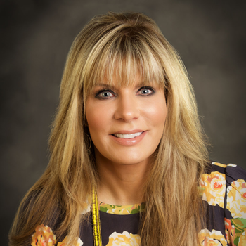 Headshot of Denise Aberle-Cannata