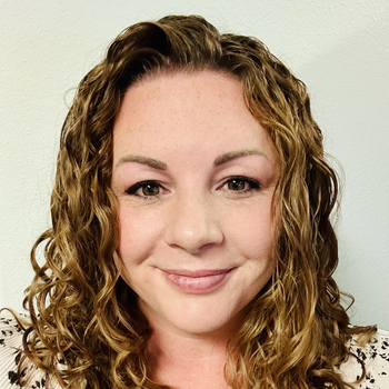 Headshot of Amy Erbeck