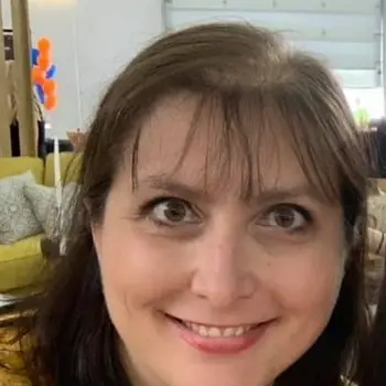 Headshot of Balenda Snow