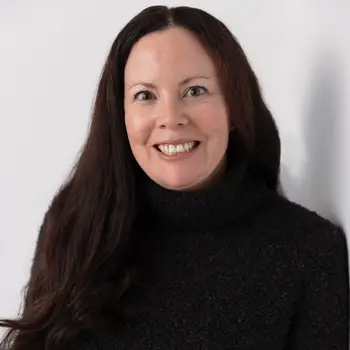 Headshot of Naomi Roundtree