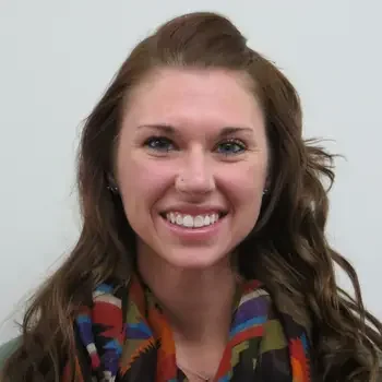 Headshot of Kelsee Bobrowski