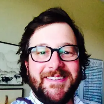 Headshot of Stephen Crumrine