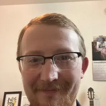 Headshot of Isaac Johnson