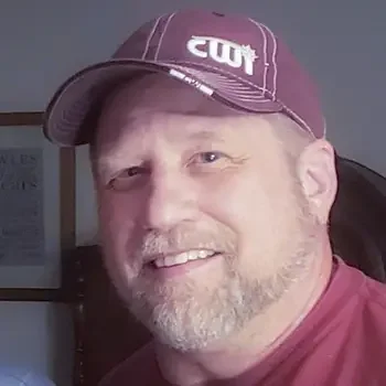 Headshot of Eric Knowles