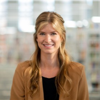 Headshot of Hayley Kindall