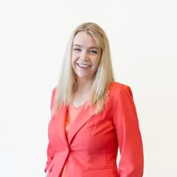 Headshot of Jessica Downing