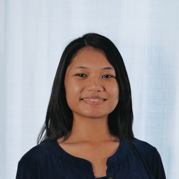 Headshot of Lauren Antolin