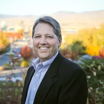 Headshot of Mick Wiskerchen