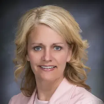 Headshot of Mindy Young