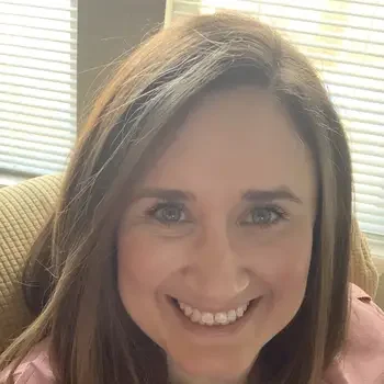 Headshot of Nicole Hodges