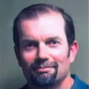 Headshot of Paul Ciccoianni