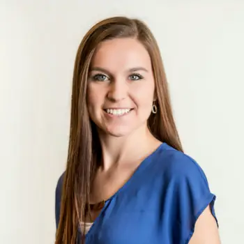 Headshot of Randi Champion