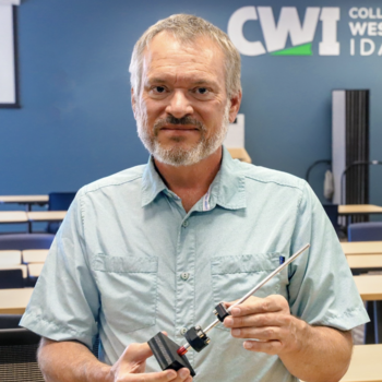 Headshot of Ray Walsh