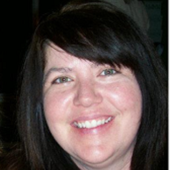 Headshot of Shelly Henson